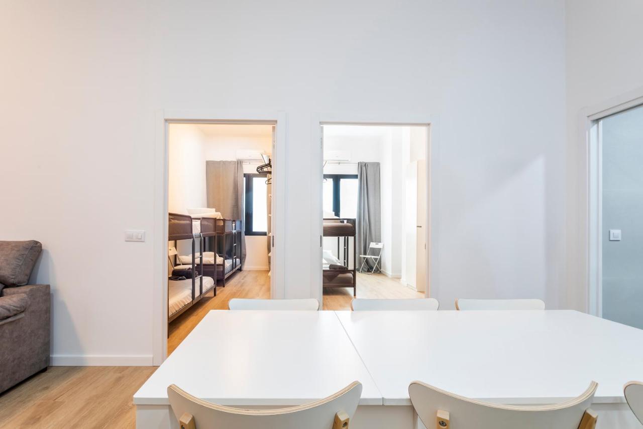 Apartament 10 Pax, Ac, Wifi Gratis, Ciudad Artes Y Ciencias València