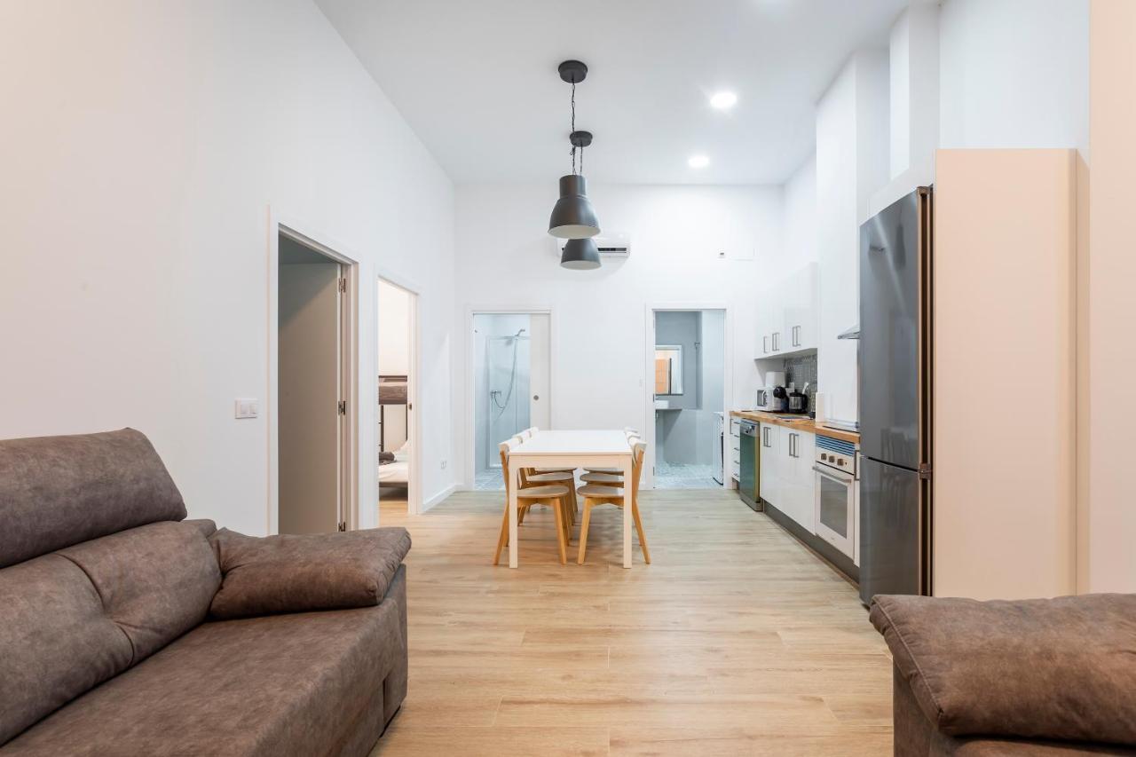 Appartement 10 Pax, Ac, Wifi Gratis, Ciudad Artes Y Ciencias *